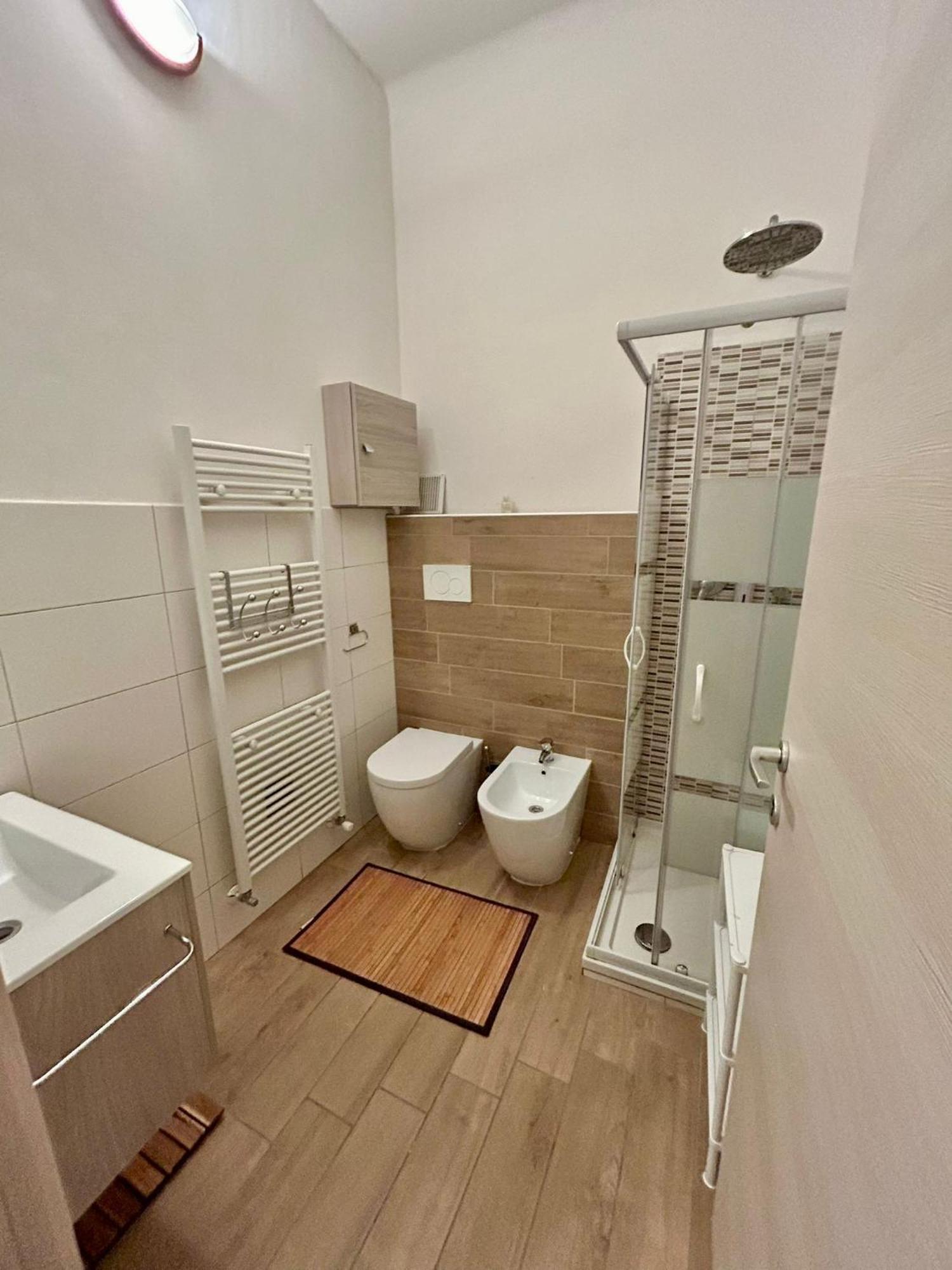 Guest house Zar 4 *